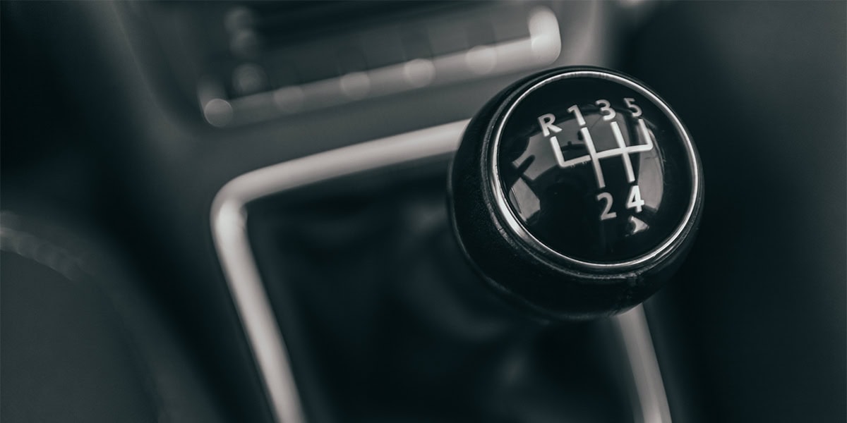 Comparison between automatic and manual transmissi on rental car
